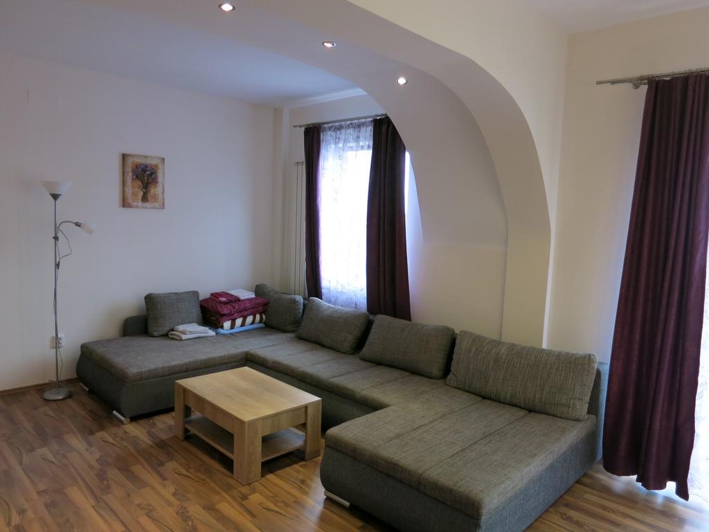 Penthouse Apartament Nufarul Oradea Luaran gambar