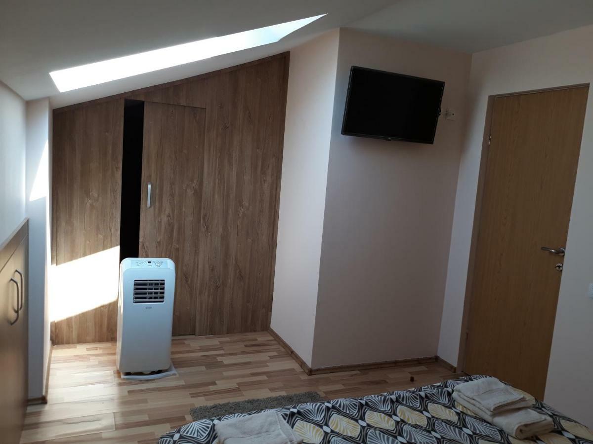 Penthouse Apartament Nufarul Oradea Luaran gambar